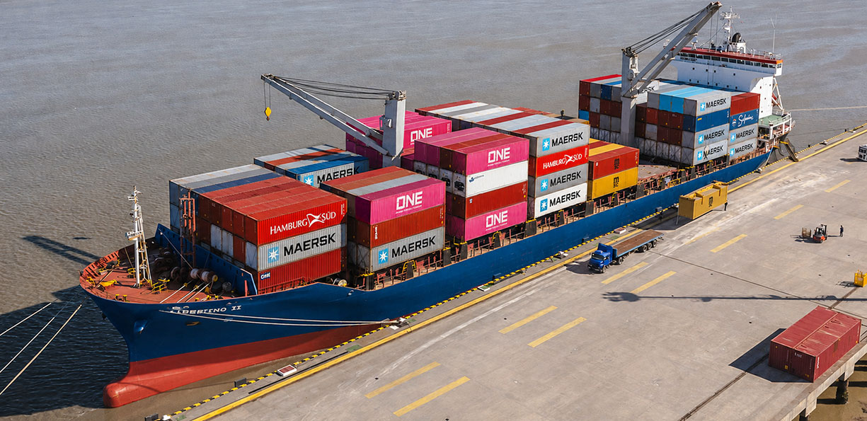 Equipos especiales tipo flat racks